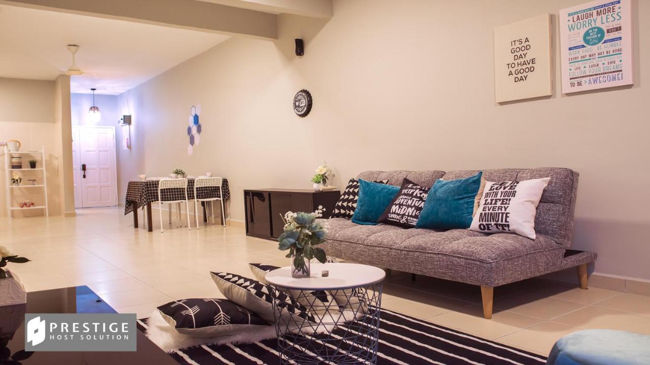 Prestige Pelangi Riverside'S Home Kota Bharu Bagian luar foto